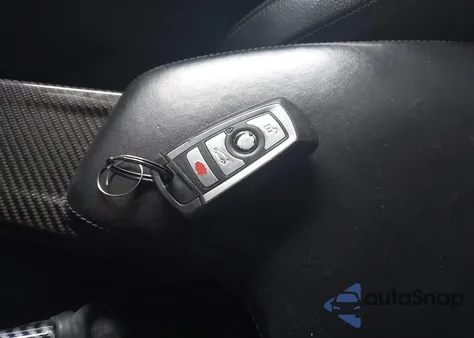 2018 BMW M3 Cs из США, поврежденный, VIN WBS8M9C56J5J78396